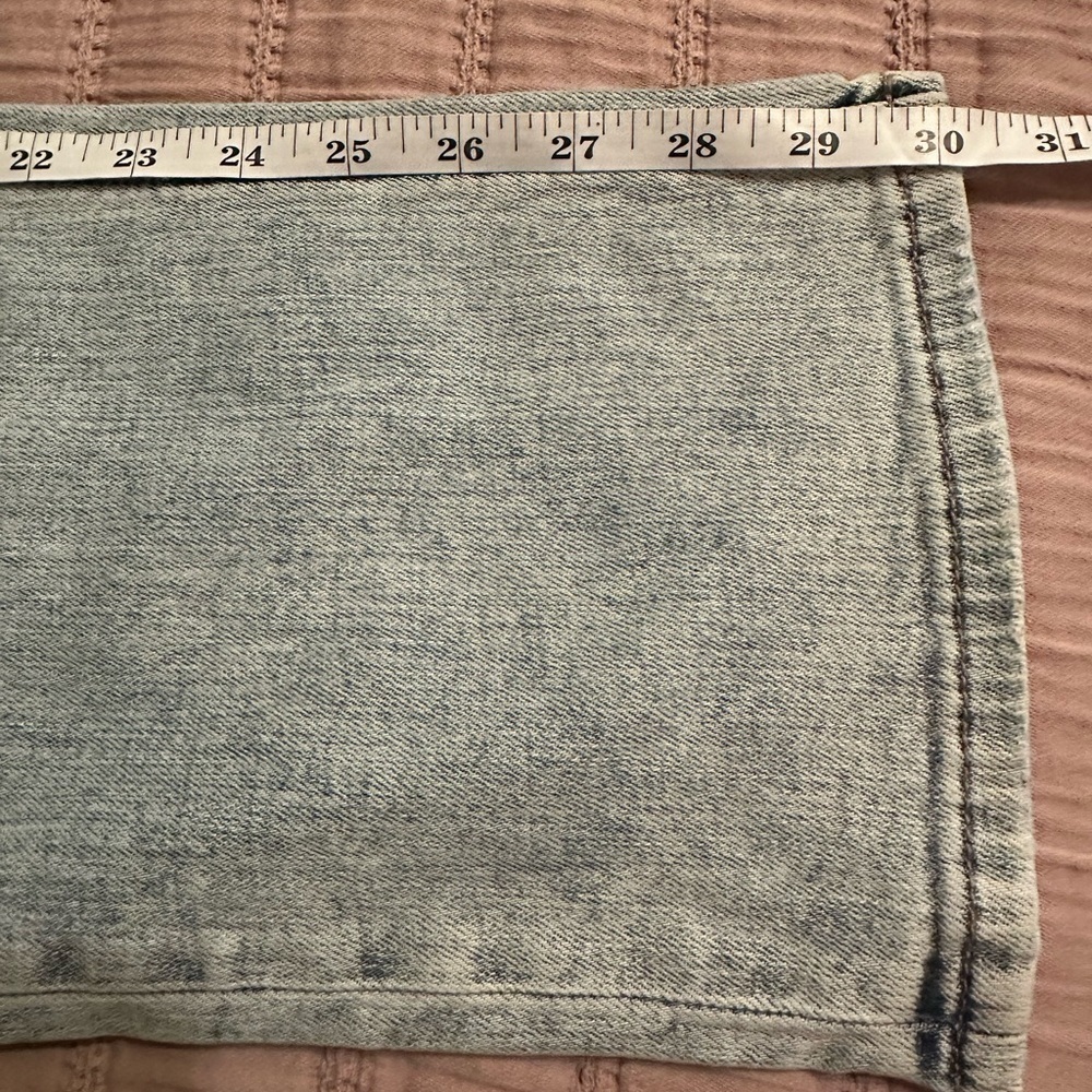 NWT Studio Blue light wash distressed boyfriend jeans - Picture 7 of 12